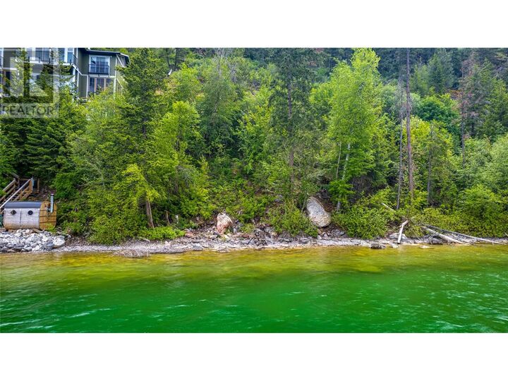 Property Photo: 5649 Cosens Bay Road 8 BC V1B 1N8