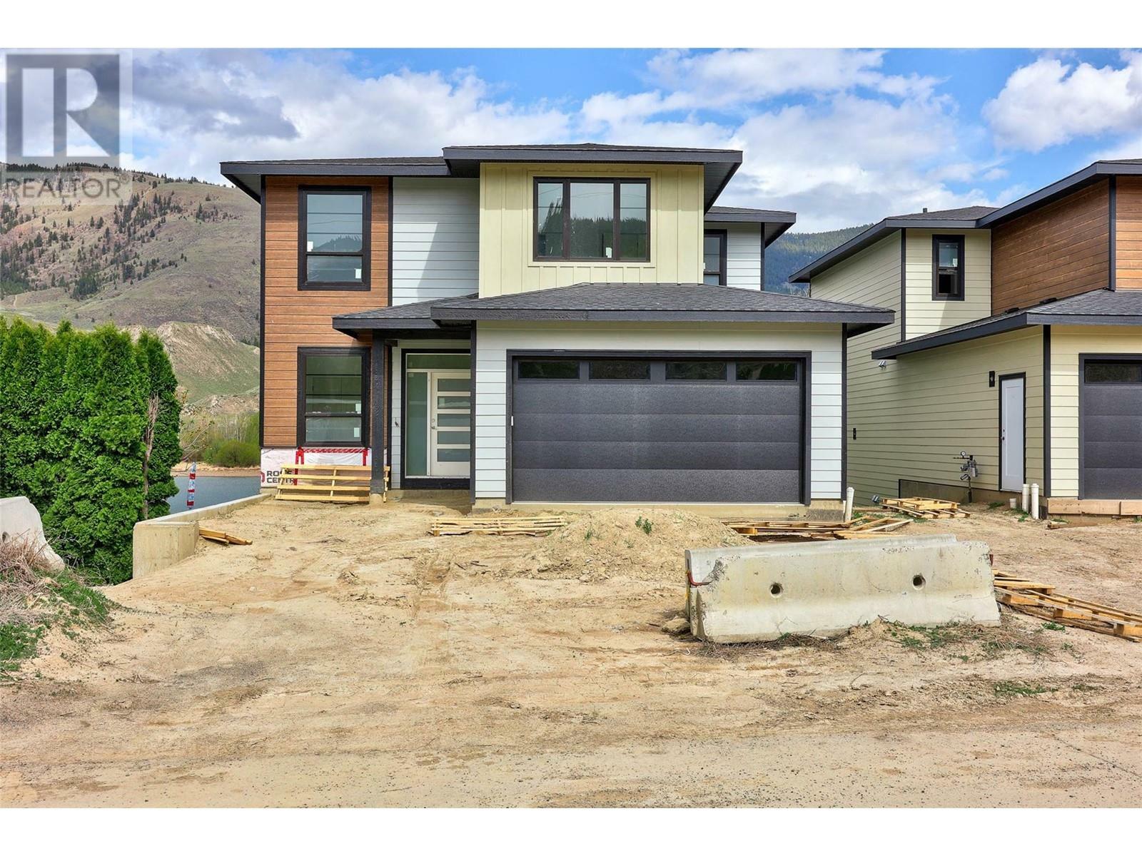 Property Photo:  2844 Thompson Drive  BC V2C 4L7 