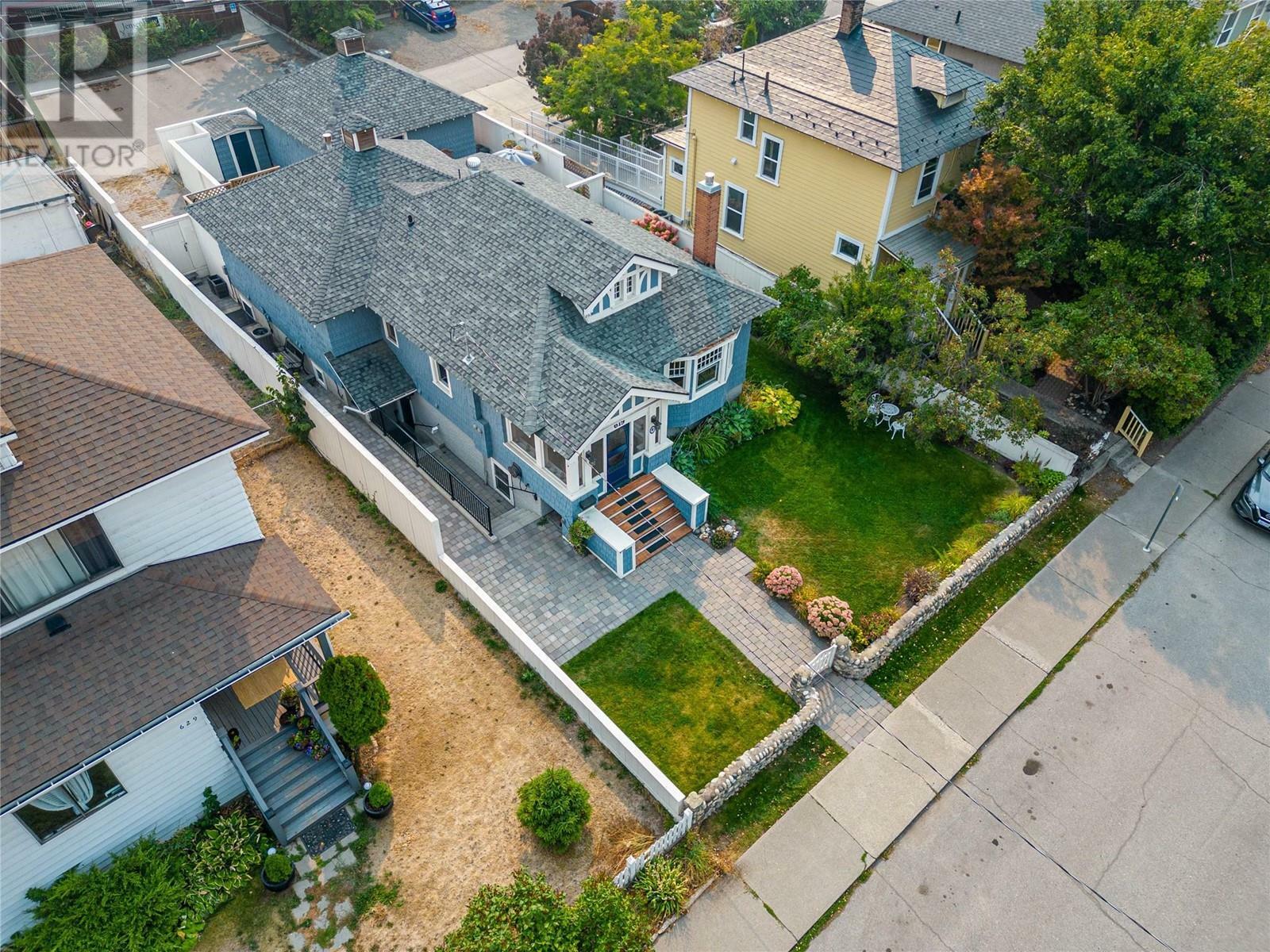 Property Photo: 619 St Paul Street BC V2C 2K1