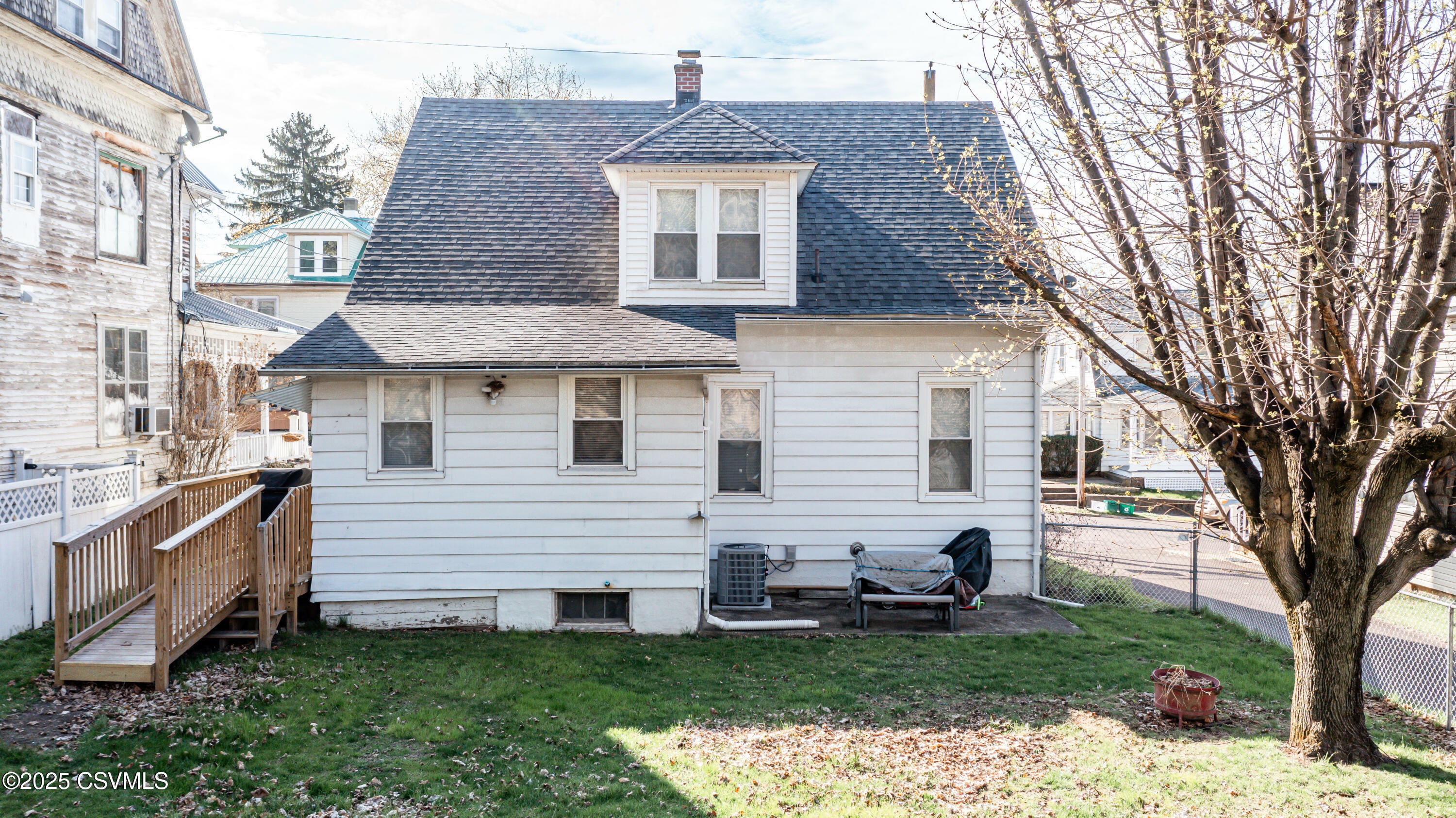 Property Photo: 339 W 4th Street PA 17815