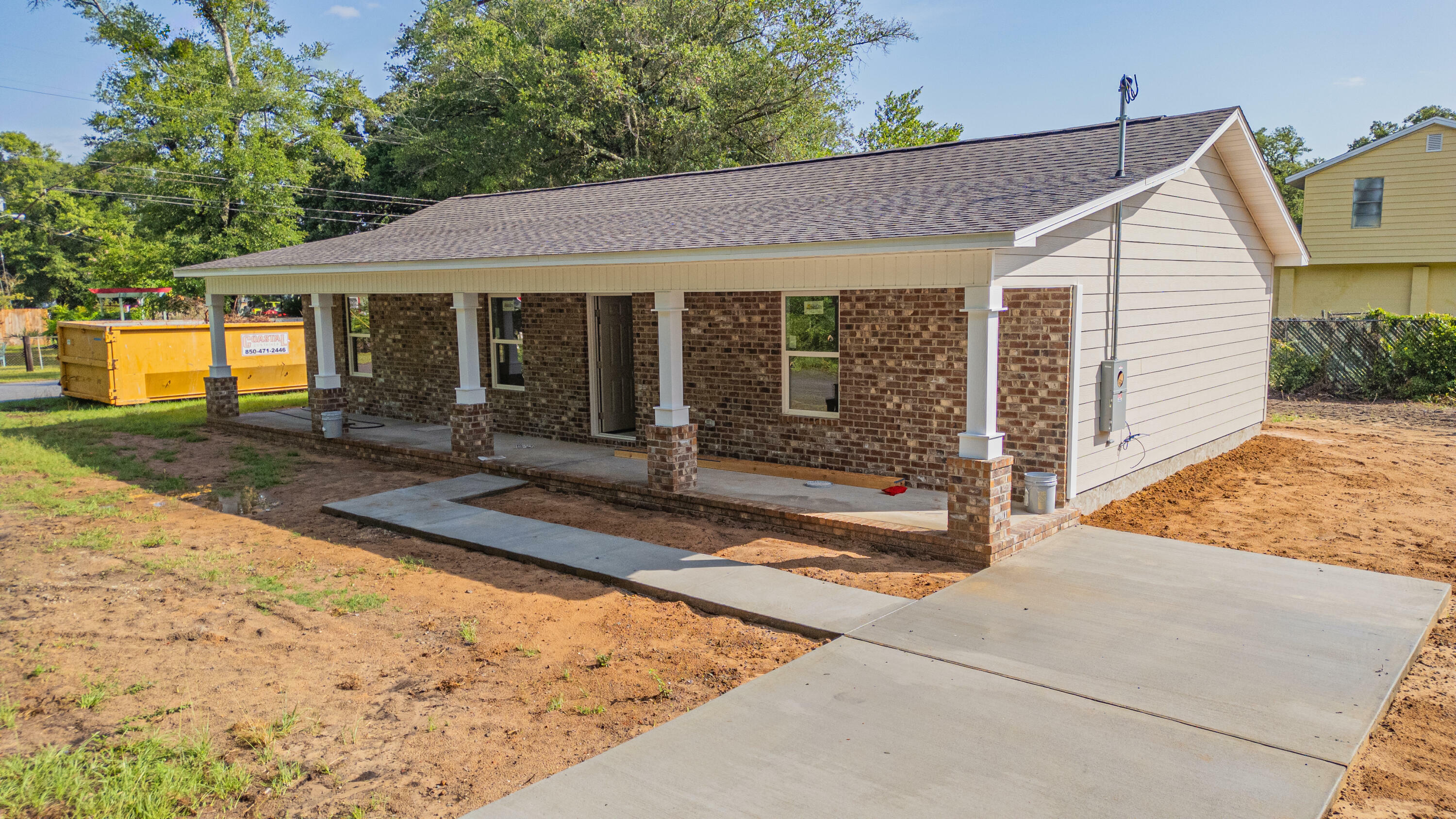 Property Photo: 224 Broadmoor Lane FL 32507