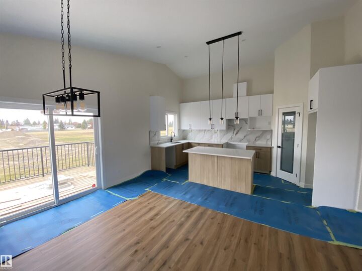 Property Photo:  5409 60 Avenue  AB T9C 1J4