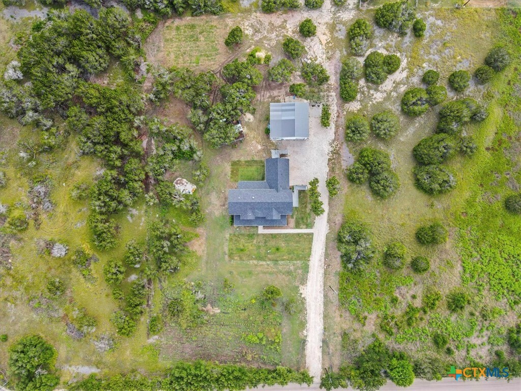 Property Photo: 1911 Cr 226 TX 76527