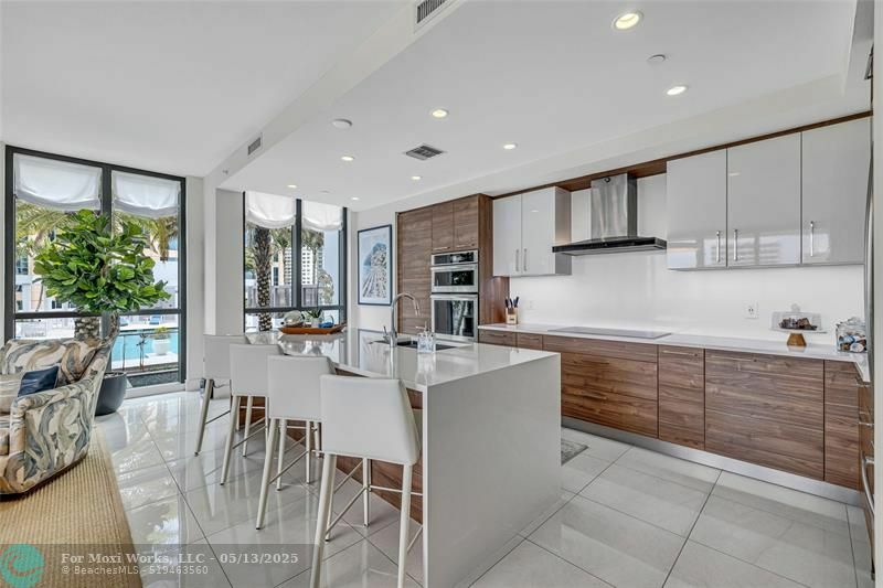 Property Photo: 100 E Las Olas Blvd 1701 FL 33301