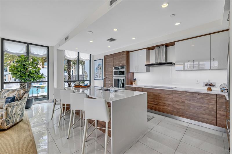 Property Photo:  100 E Las Olas Blvd 1701  FL 33301 