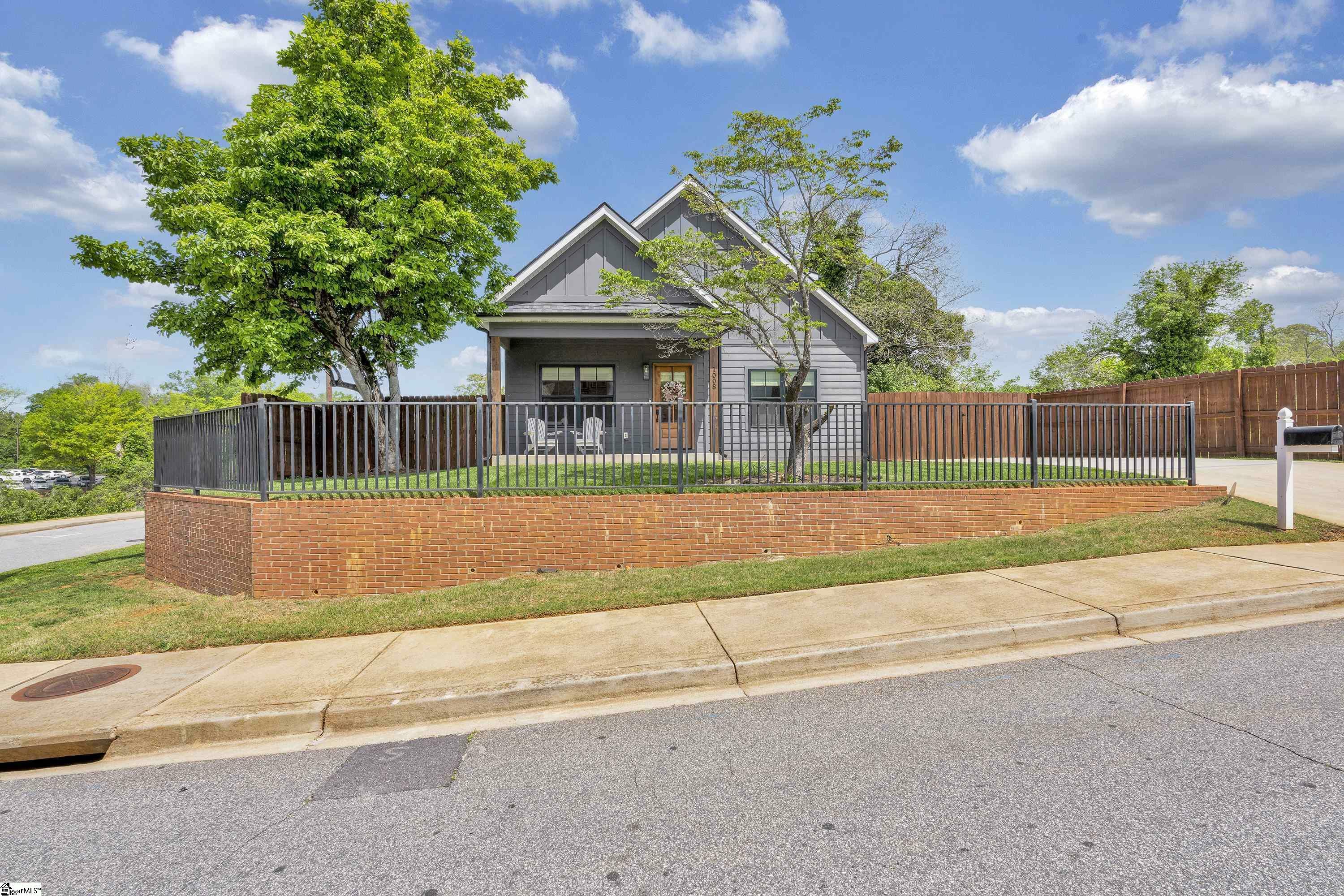 1008 Jenkins Street  Greenville SC 29601 photo