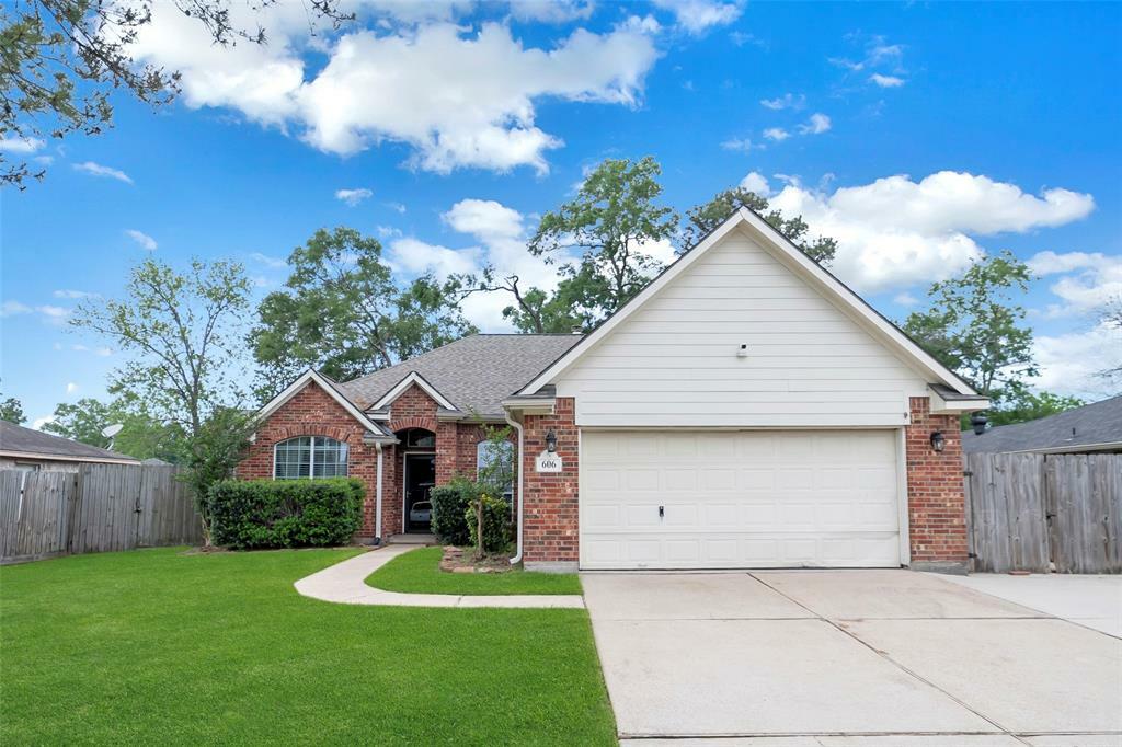 Property Photo: 606 Sea Anchor Way TX 77532
