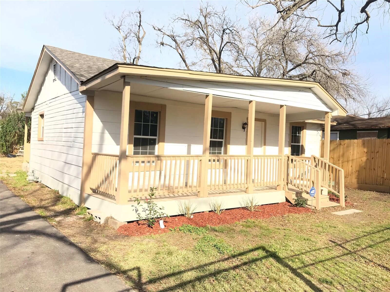 Property Photo:  3717 Lydia Street  TX 77021 