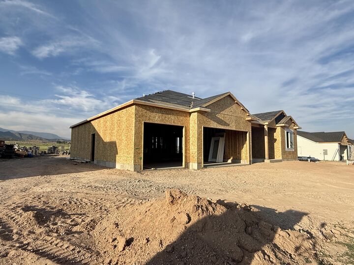Property Photo:  1082 E 4240 N (Lot 45 Phs 4 Settlers Square)  UT 84721 
