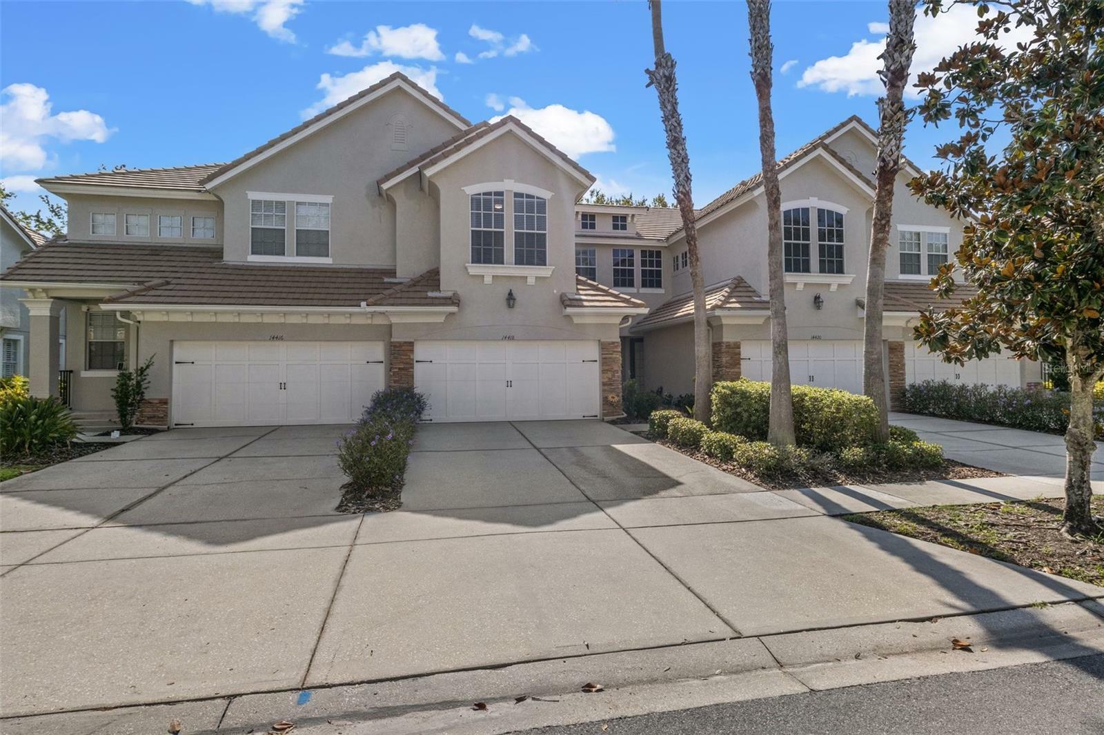 Property Photo: 14418 Mirabelle Vista Circle FL 33626
