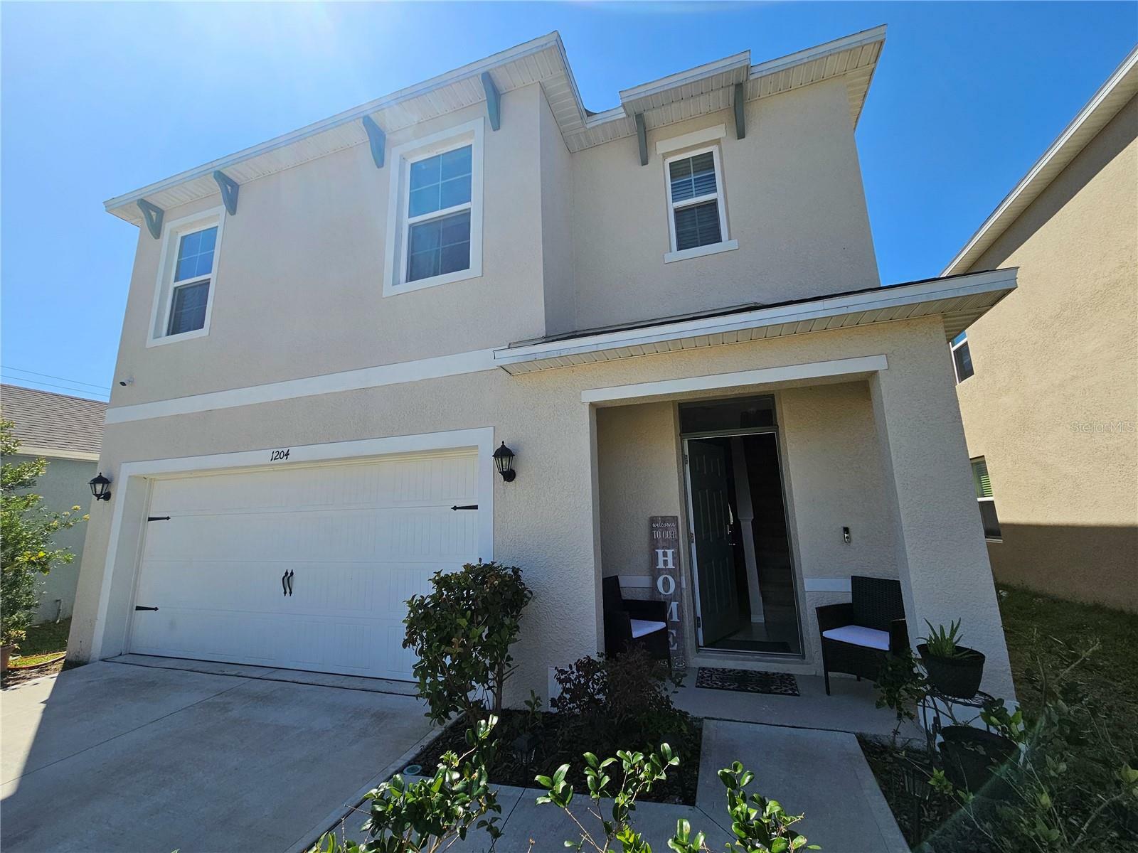 Property Photo: 1204 Berry Lane FL 33837