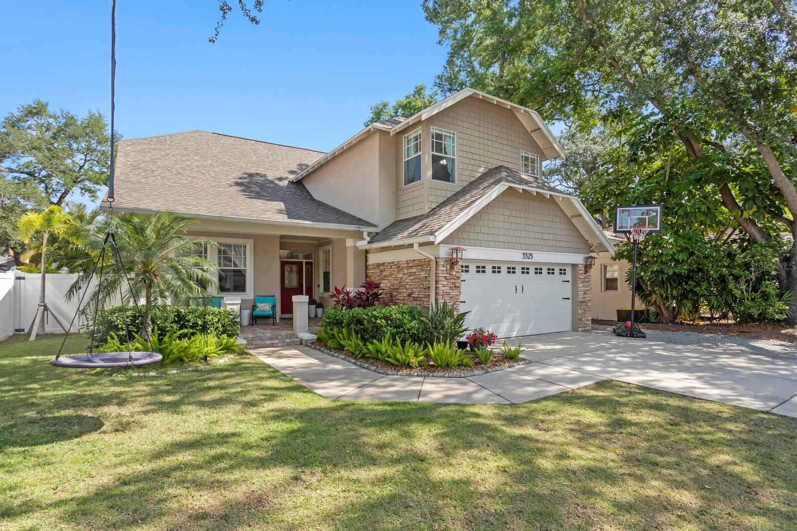 Property Photo: 3325 W Wallcraft Avenue FL 33611