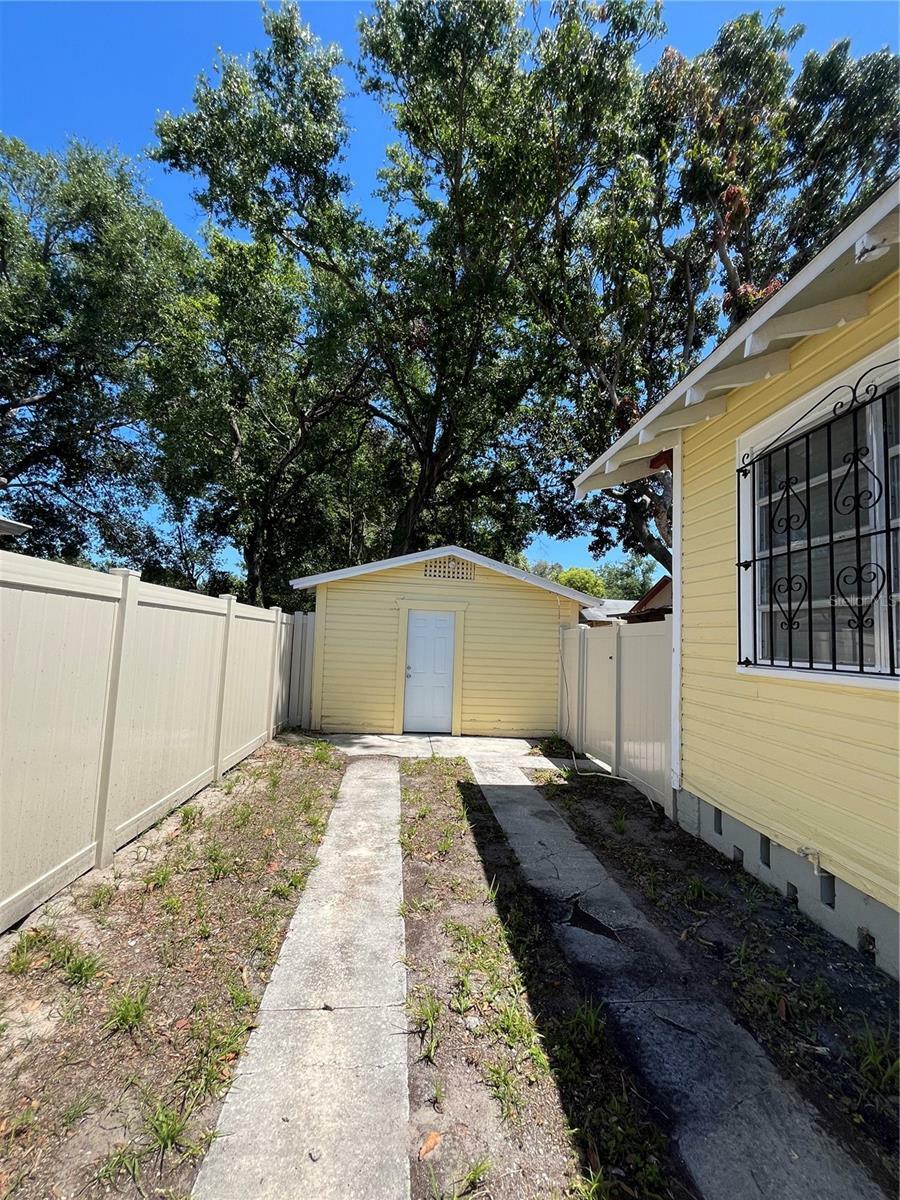 Property Photo: 5005 N 15th Street FL 33610