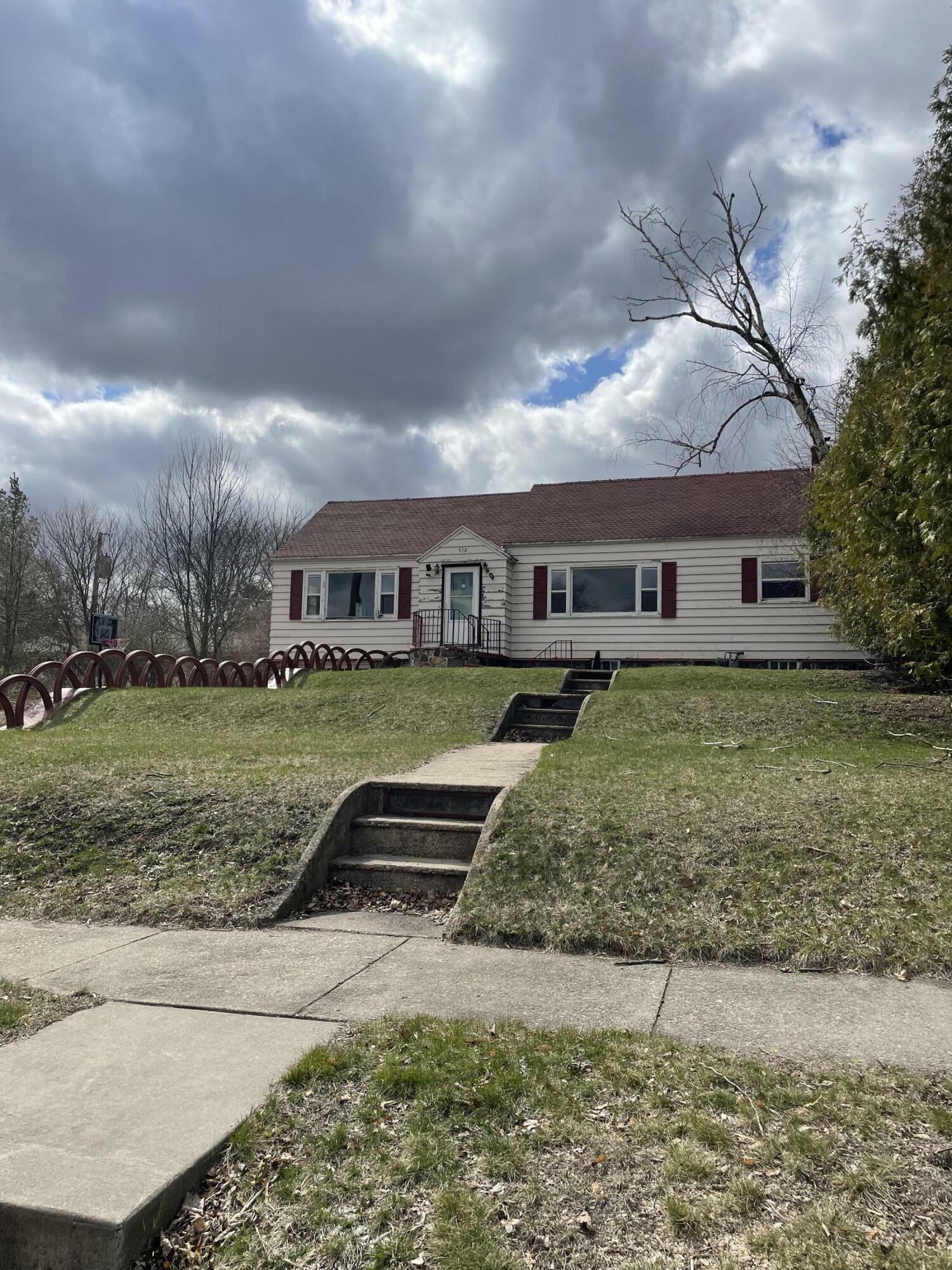 Property Photo: 938 Ransom St WI 54971