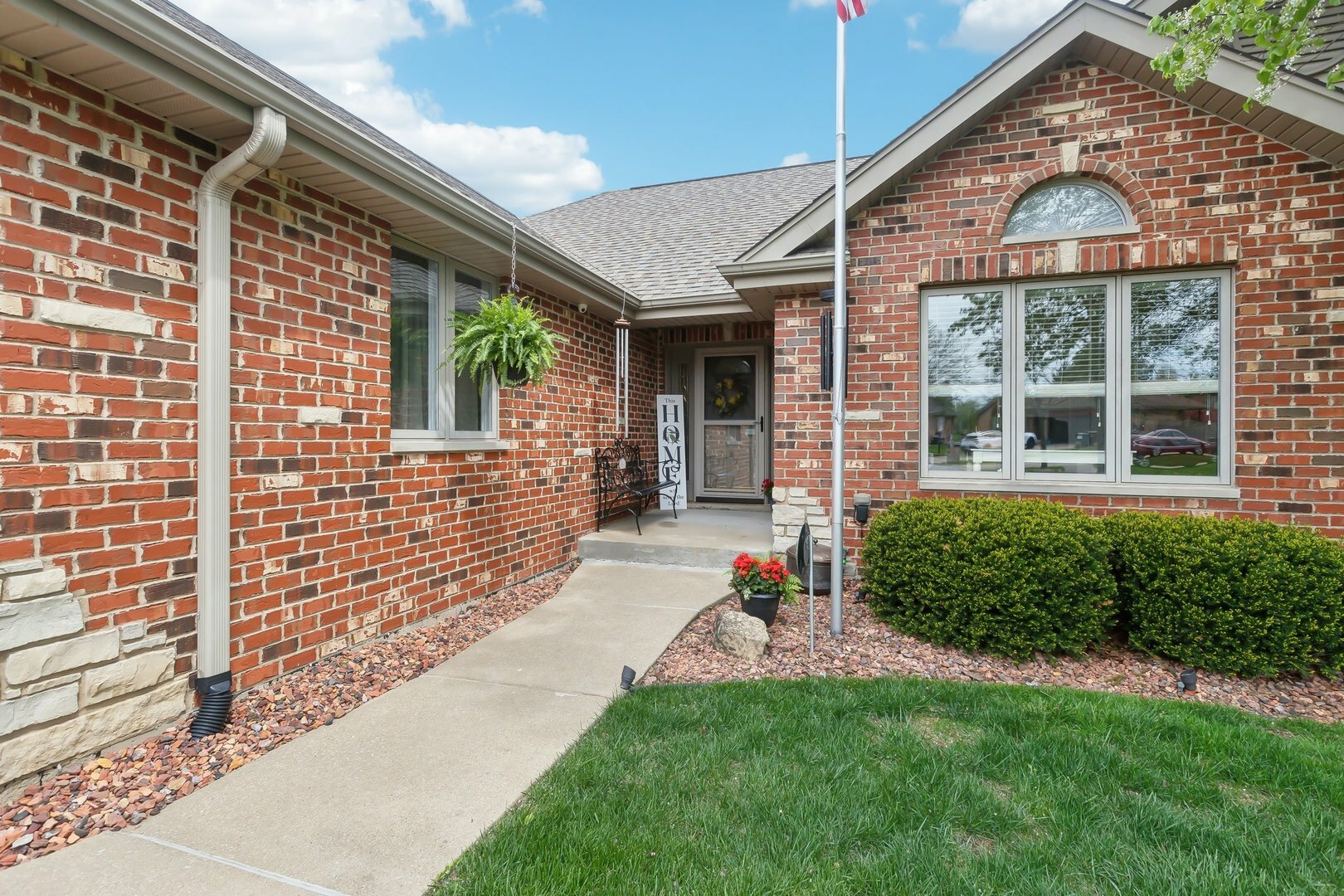 Property Photo: 5216 Kathleen Court IL 60452