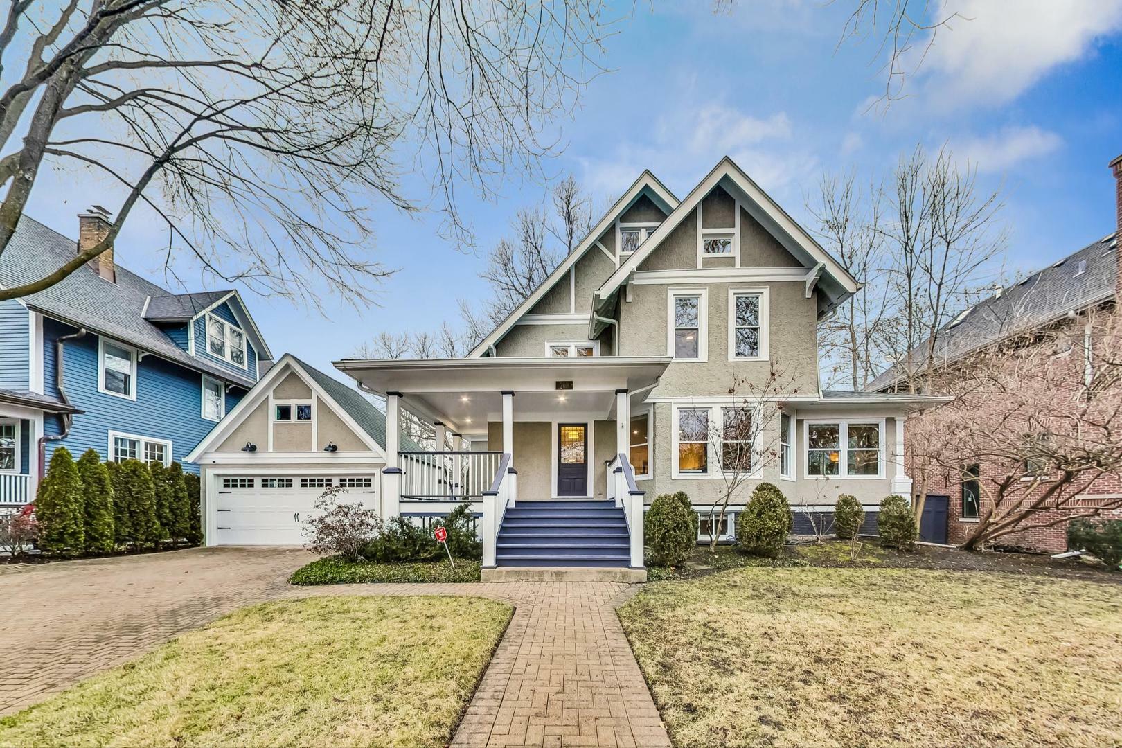 Property Photo: 709 Foster Street IL 60201