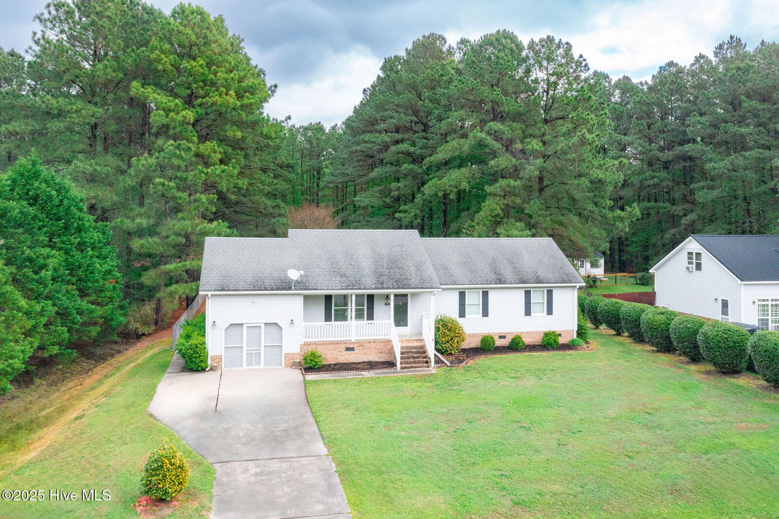 Property Photo:  105 Stacie Drive  NC 27909 
