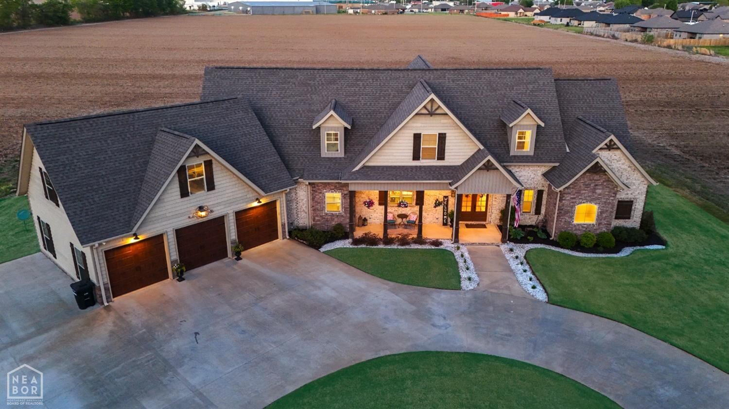 Property Photo: 808 Balcom Lane AR 72472