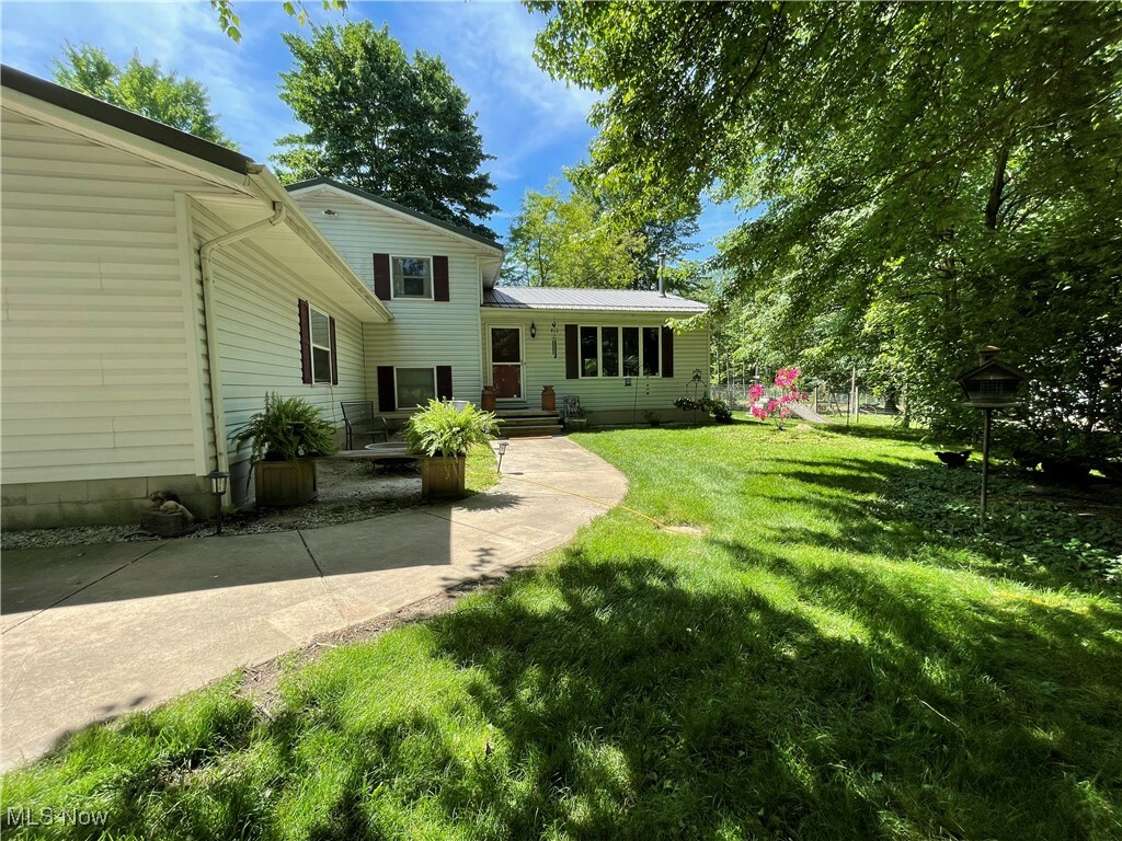 Property Photo: 6278 State Route 82 OH 44234