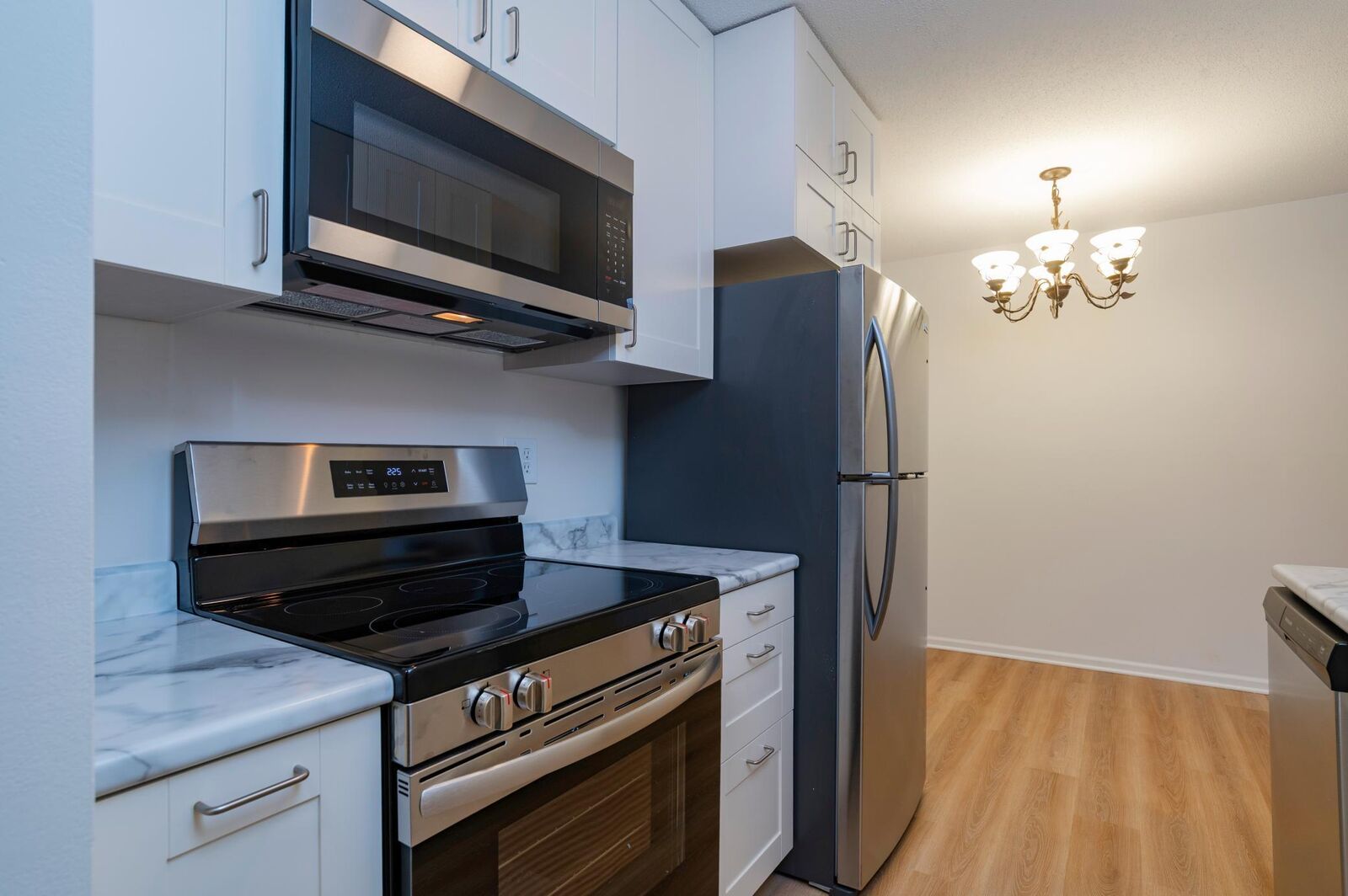 Property Photo:  2446 Aldrich Avenue S 111  MN 55405 