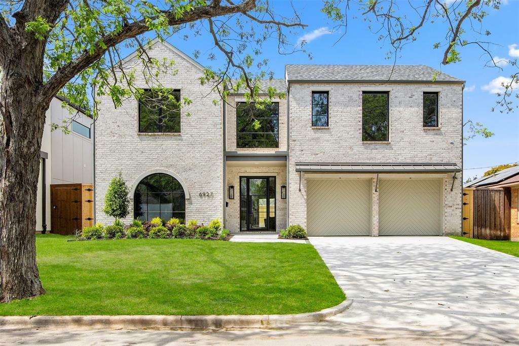 Property Photo: 6927 Inverness Lane TX 75214