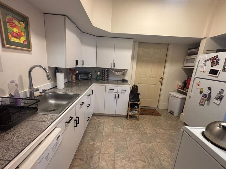 Property Photo: 4 Pearl St 1 MA 01432