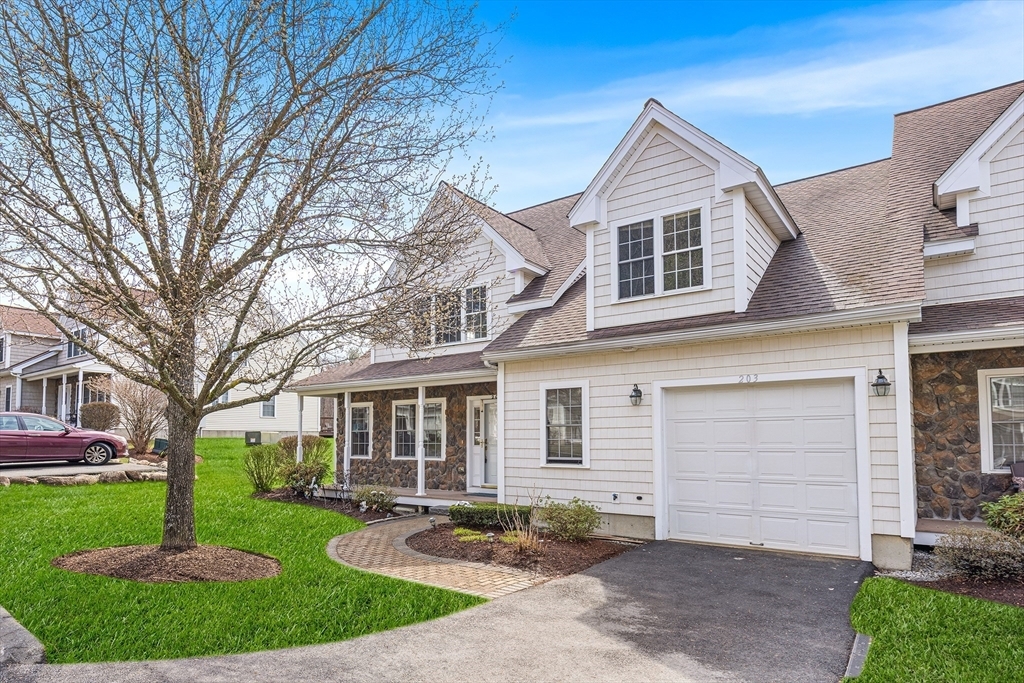 Property Photo: 53 Baldwin Rd 203 MA 01821
