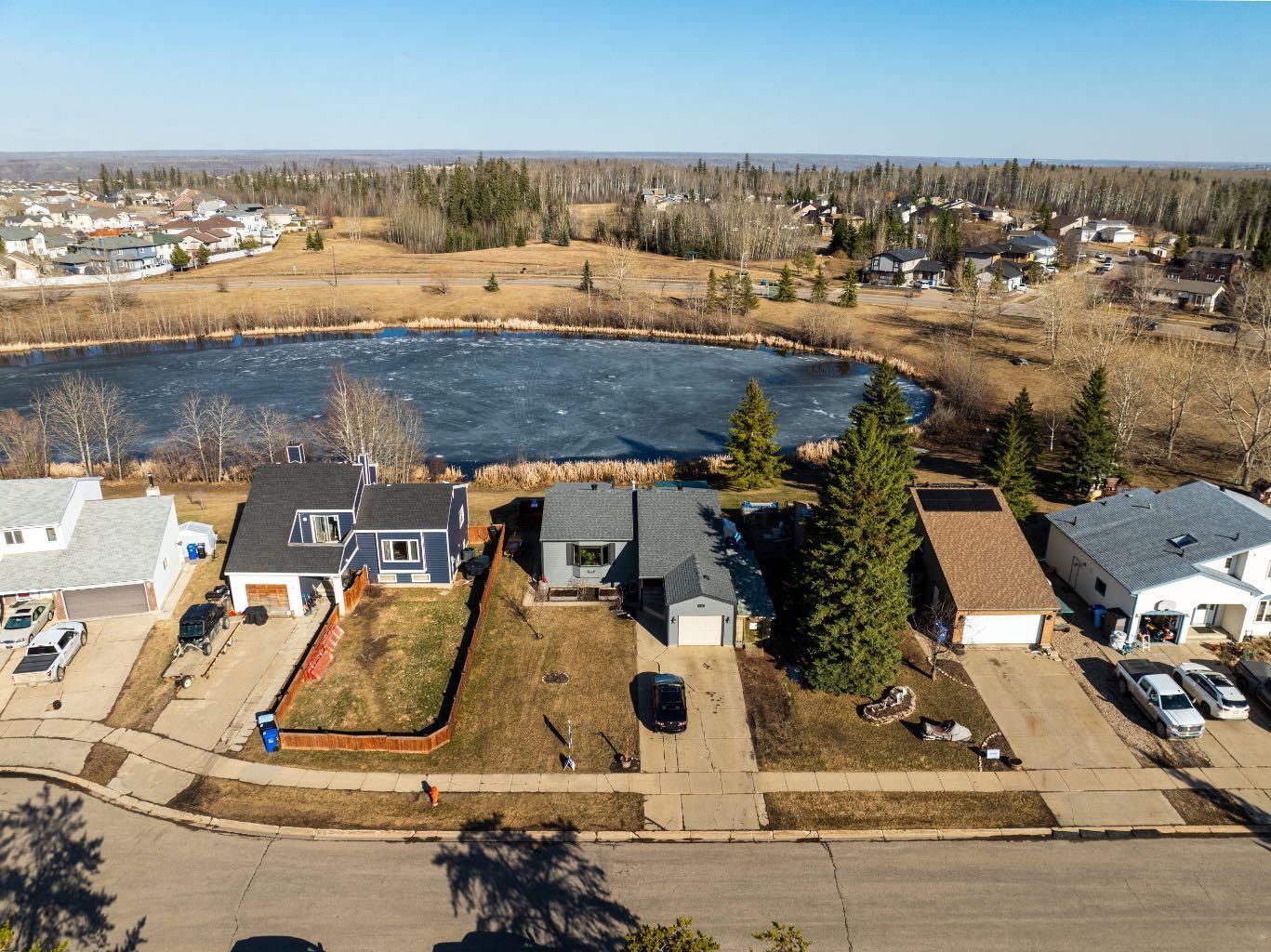 Property Photo: 145 Brooks Place AB T9K 2E9