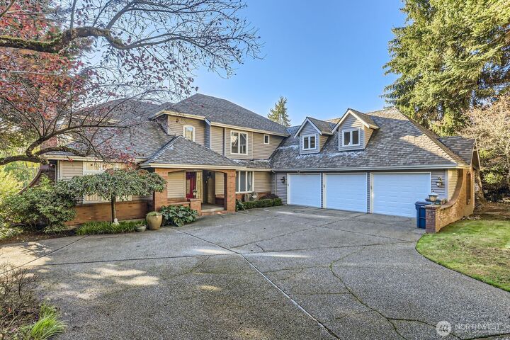 13805  209th Avenue NE  Woodinville WA 98077 photo