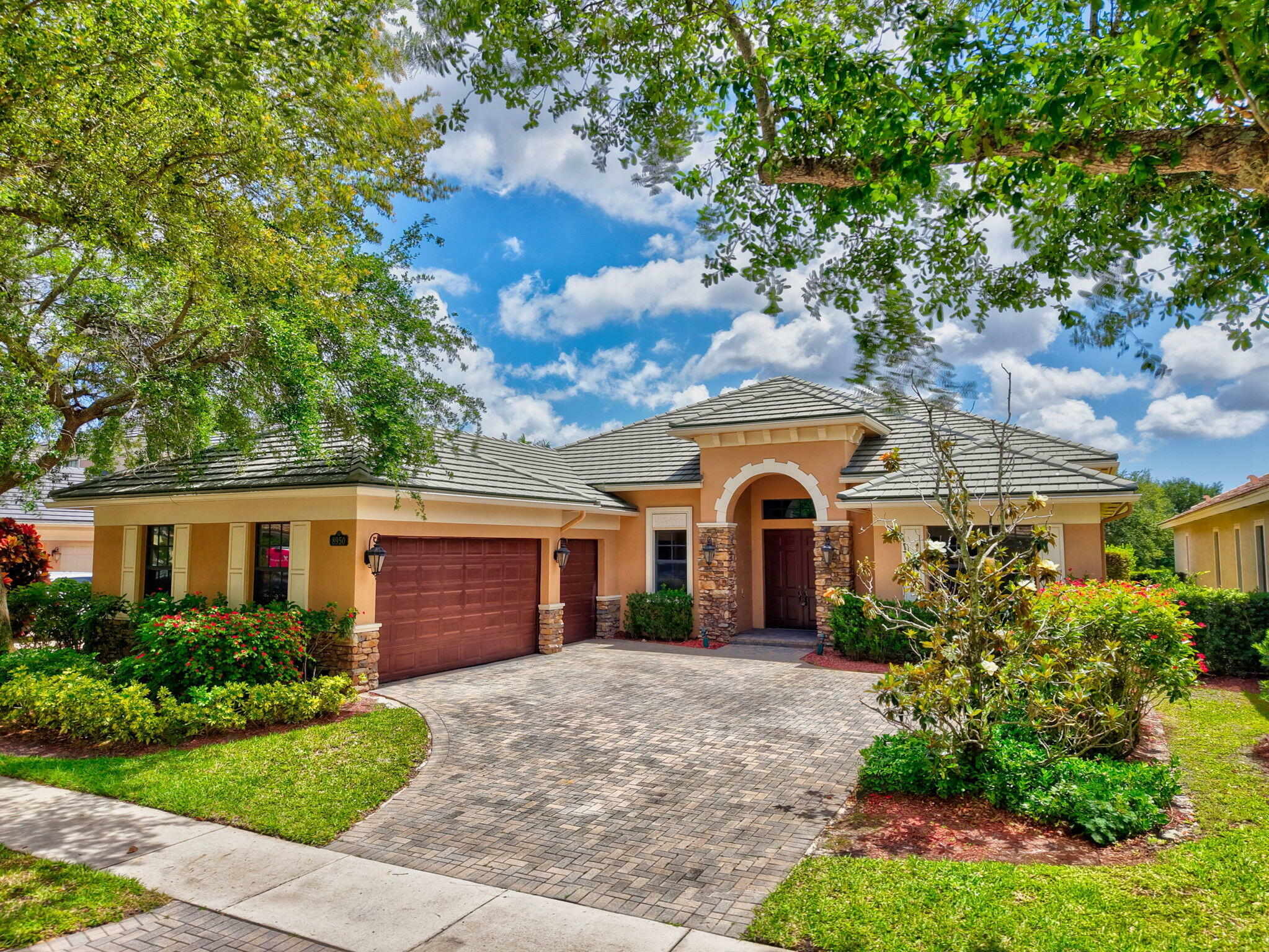 Property Photo: 8950 Equus Circle FL 33472