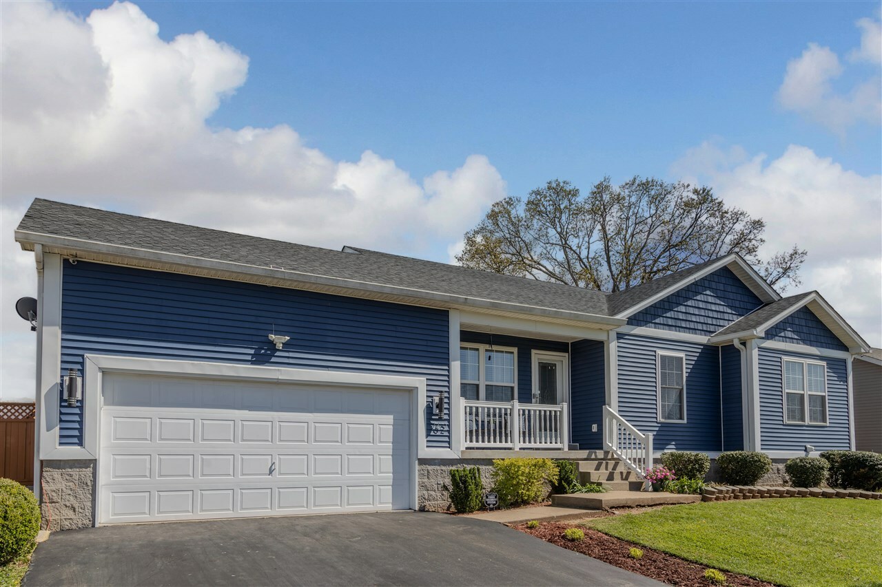 Property Photo: 762 Fern Hill Street KY 42101