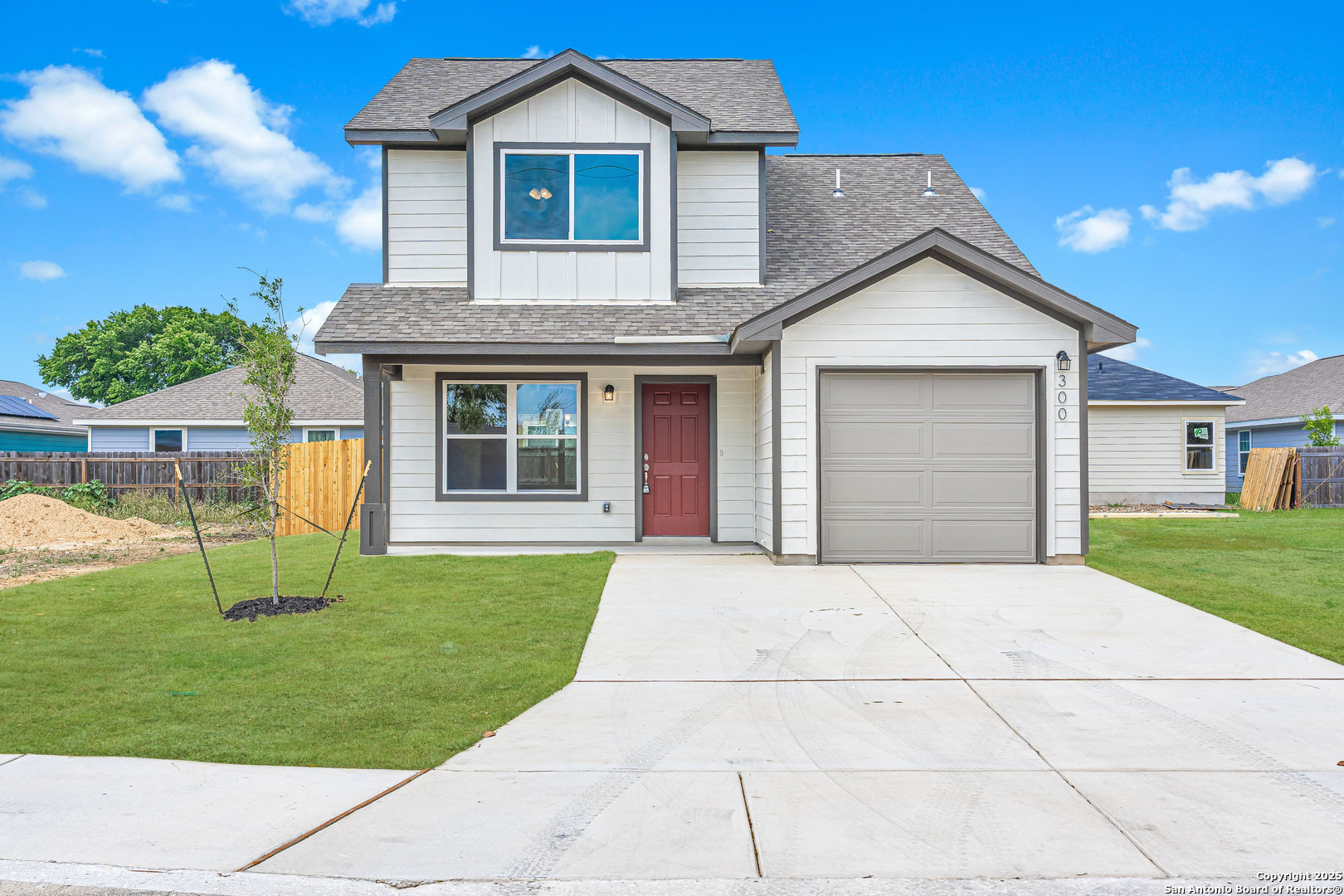 300 W Martindale  Seguin TX 78155 photo