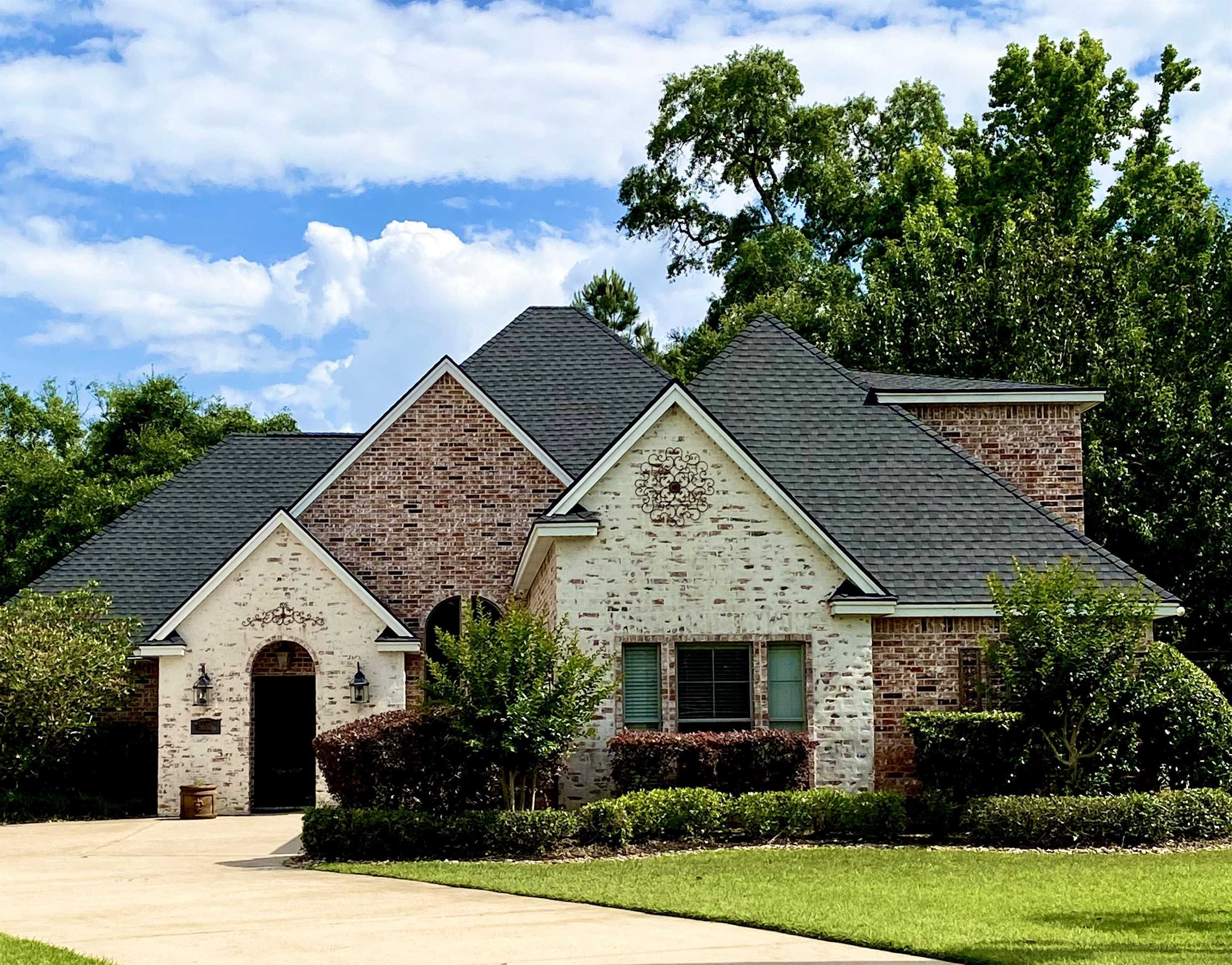 Property Photo: 5650 Lexington Circle TX 77657