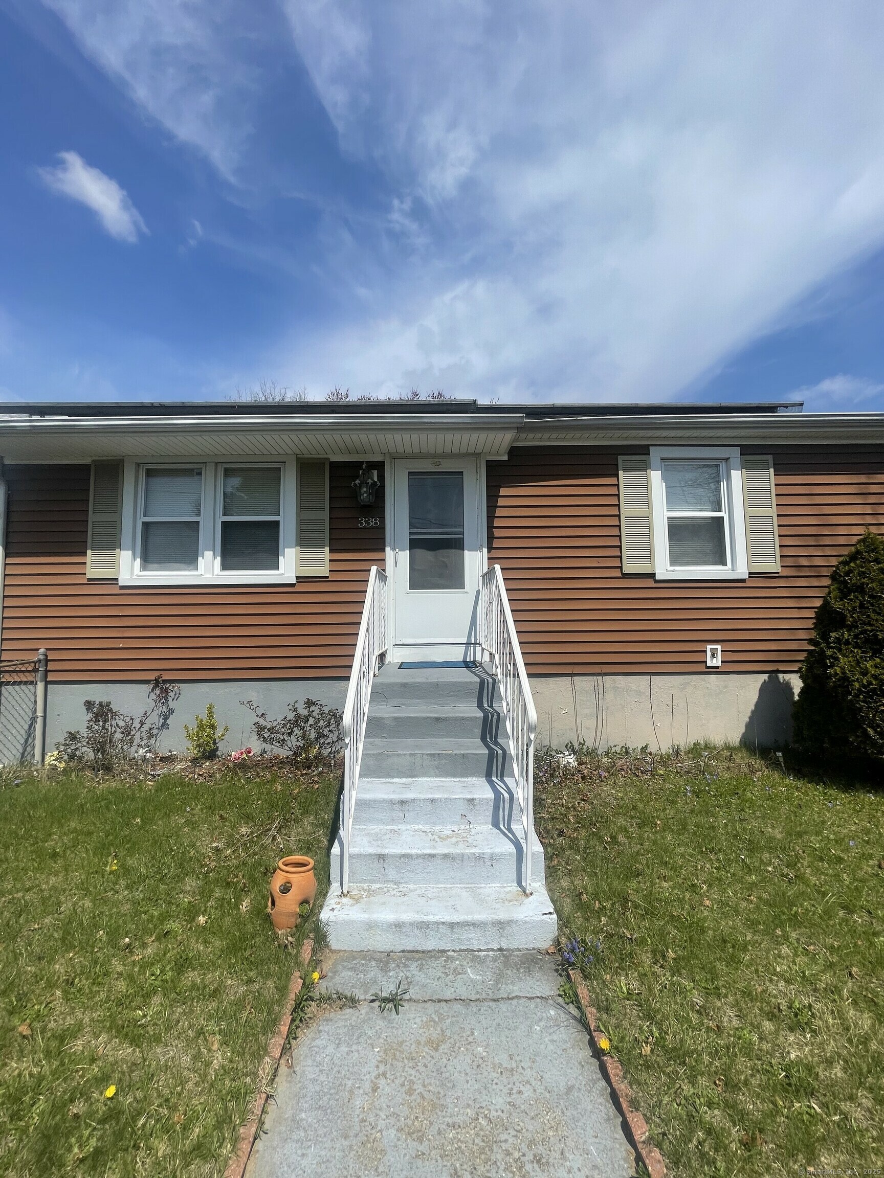 338 Harding Avenue  Stratford CT 06615 photo