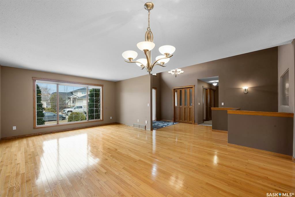 Photo de la propriété: 9335 Wascana Mews SK S4V 2W3