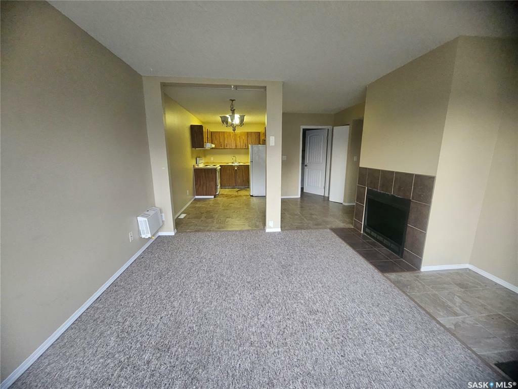 Property Photo: 521 Albert Street 104 SK S4A 2E3