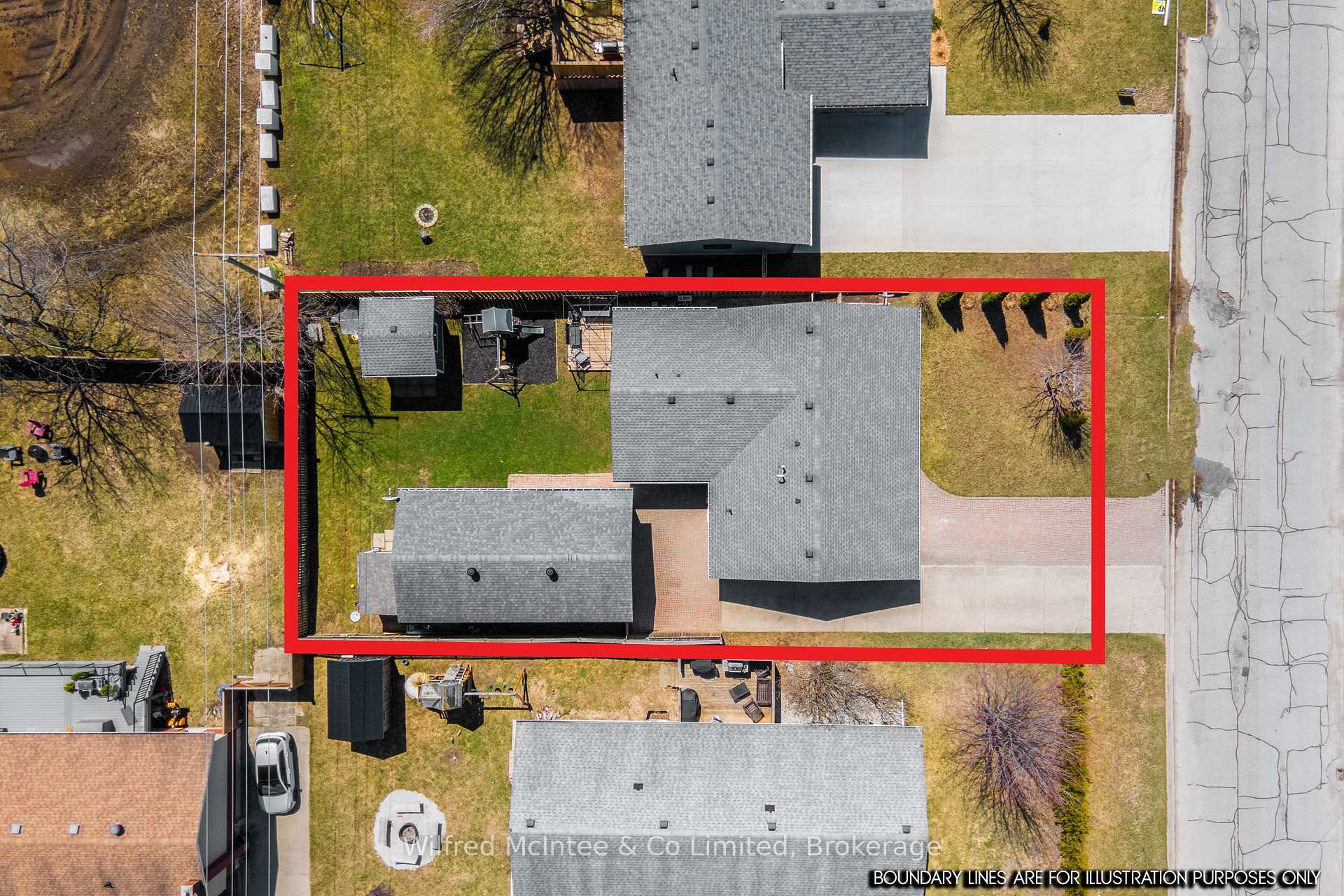 Property Photo: 335 Bricker Street ON N0H 2C1