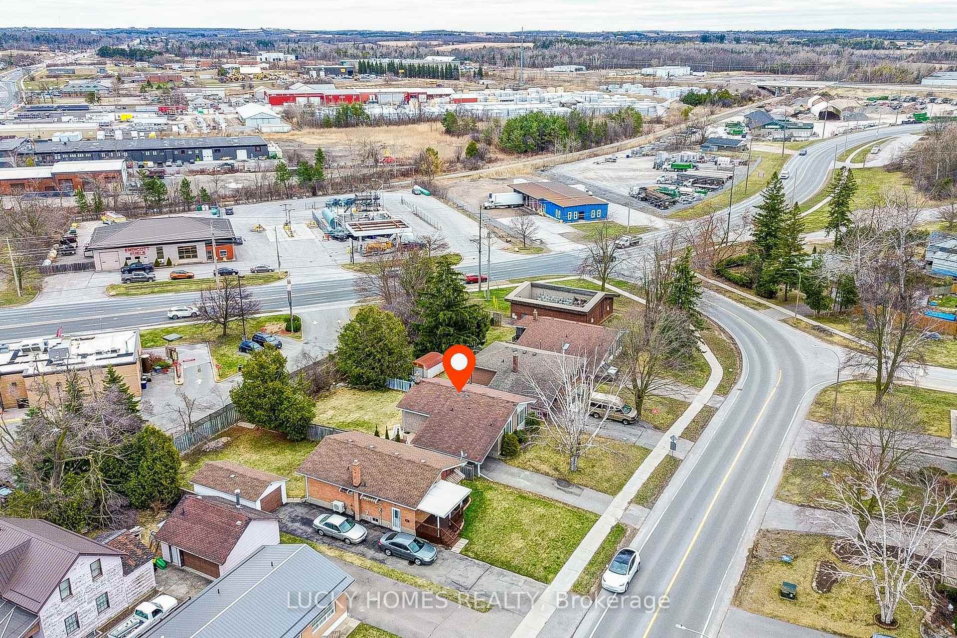 Property Photo: 711 Otonabee Drive ON K9J 7P8