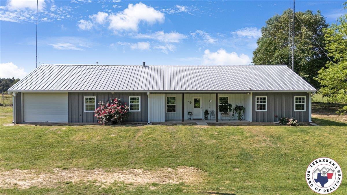 Property Photo: 732 Red Maple Rd. TX 75755