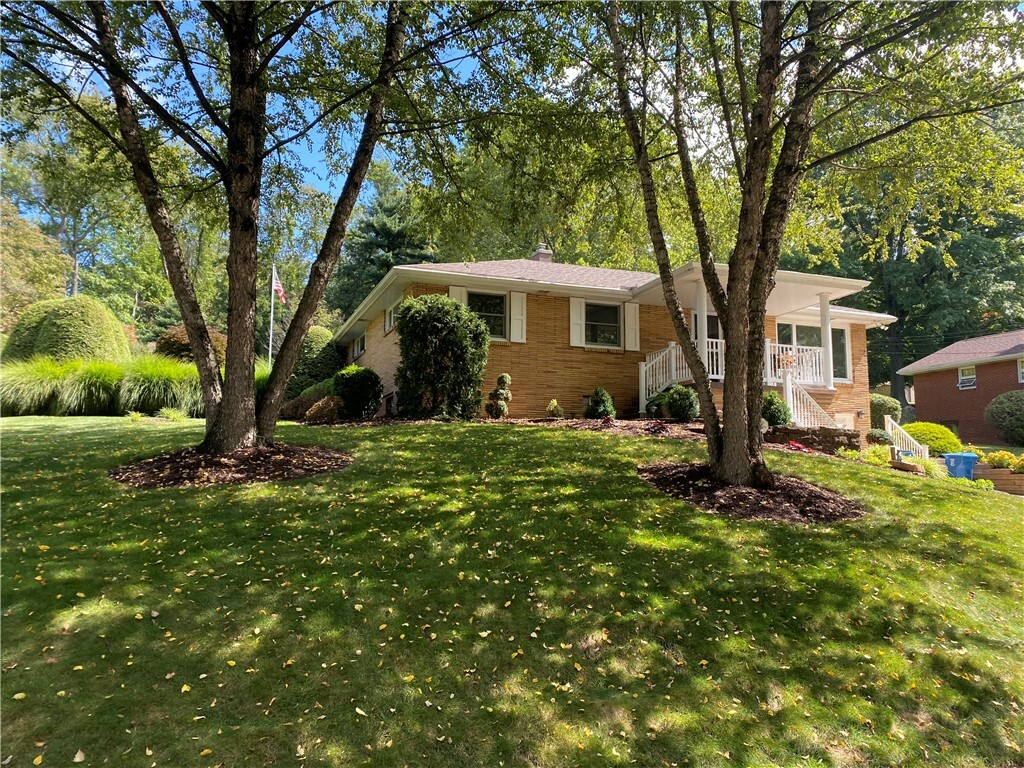 Property Photo:  170 Curry Street  PA 15145 
