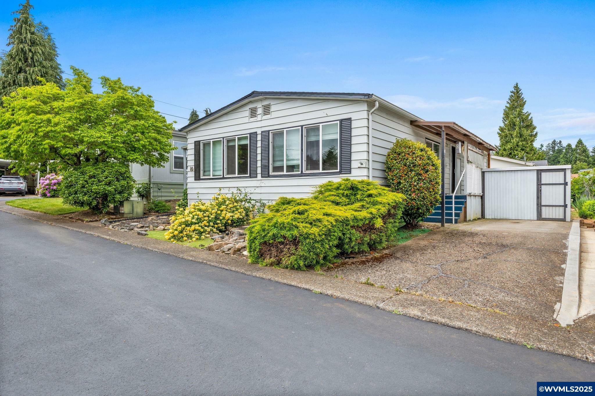 Property Photo: 4995 Sunnyside #14 Rd SE 14 OR 97302