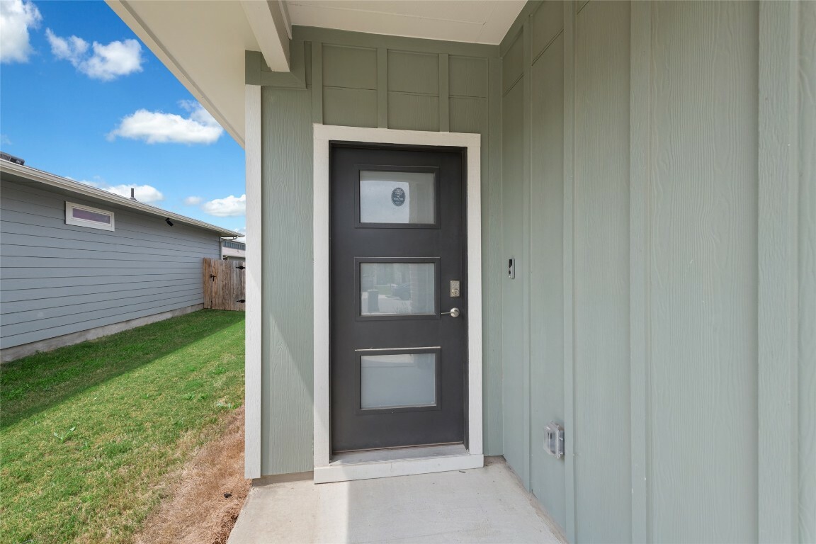 Property Photo: 124 Fairfax Avenue TX 78666