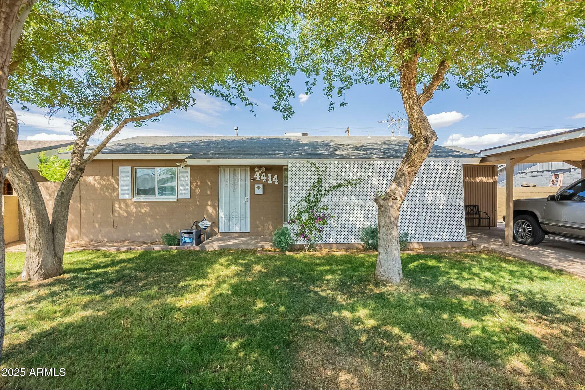 4414 W Weldon Avenue  Phoenix AZ 85031 photo
