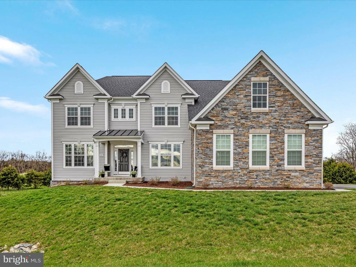 Property Photo: 185 Flaxseed Drive WV 25404