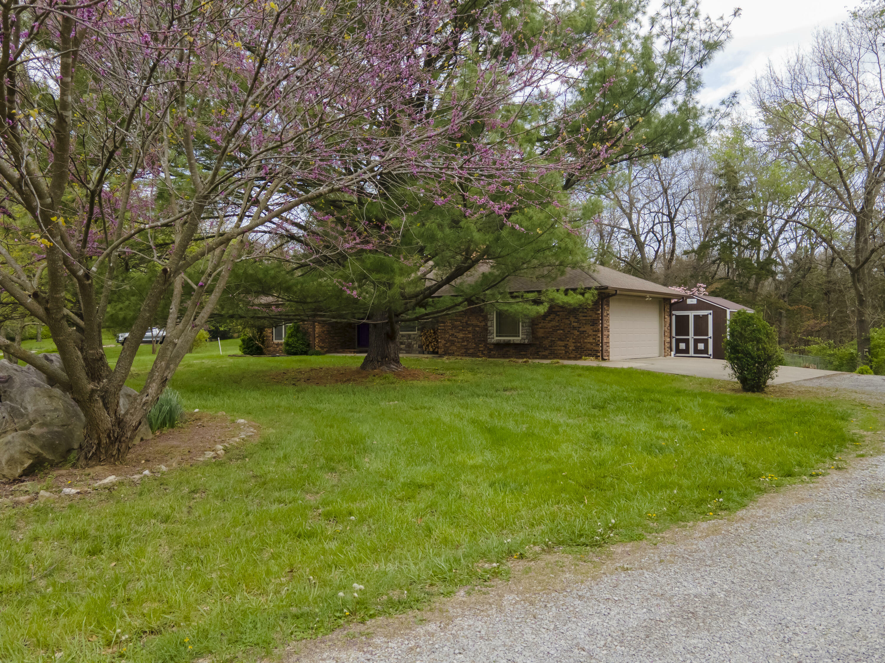 Property Photo: 6300 S Old Village Rd MO 65203