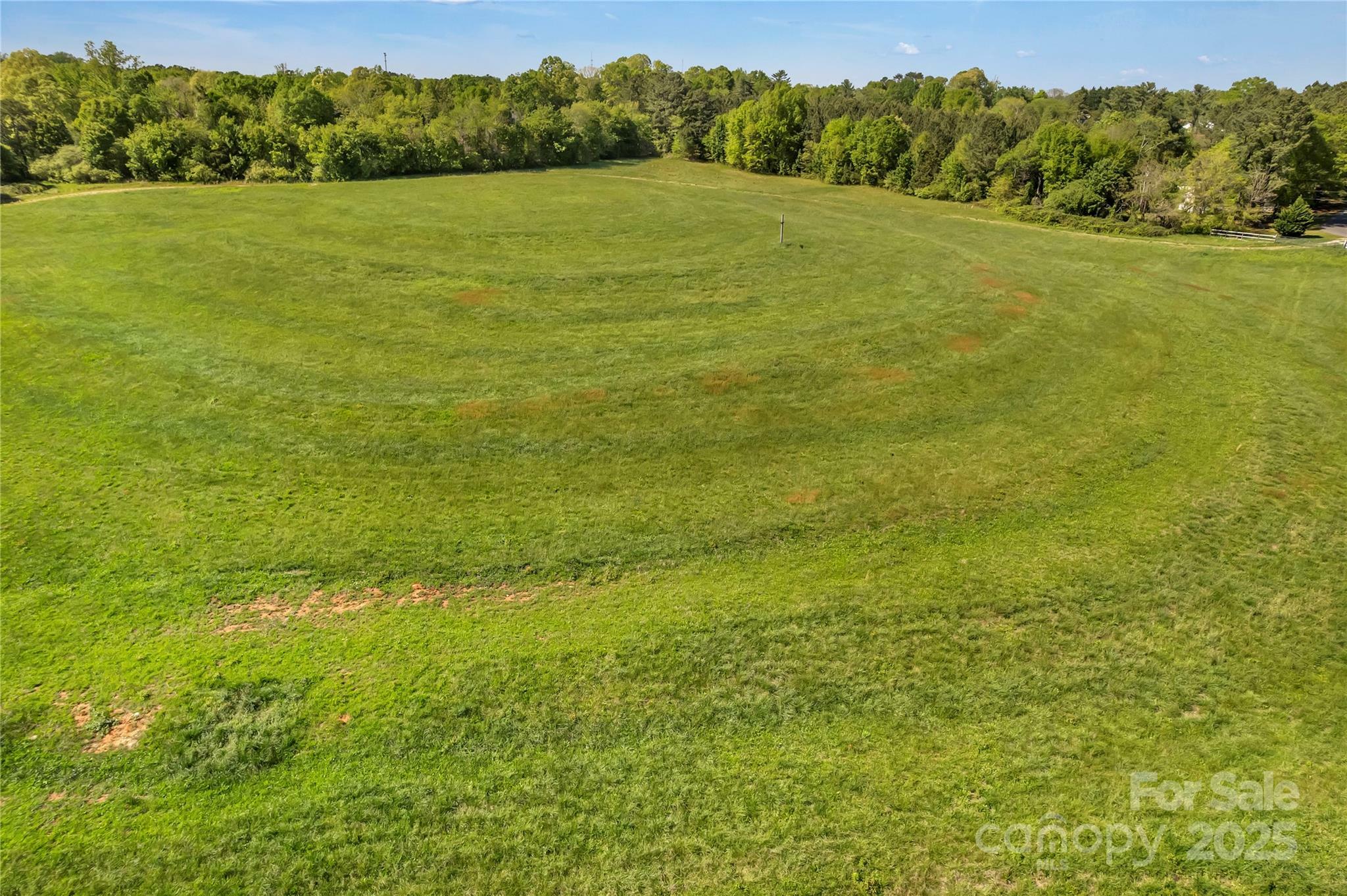Property Photo: 125 Lakeview Drive NC 28152