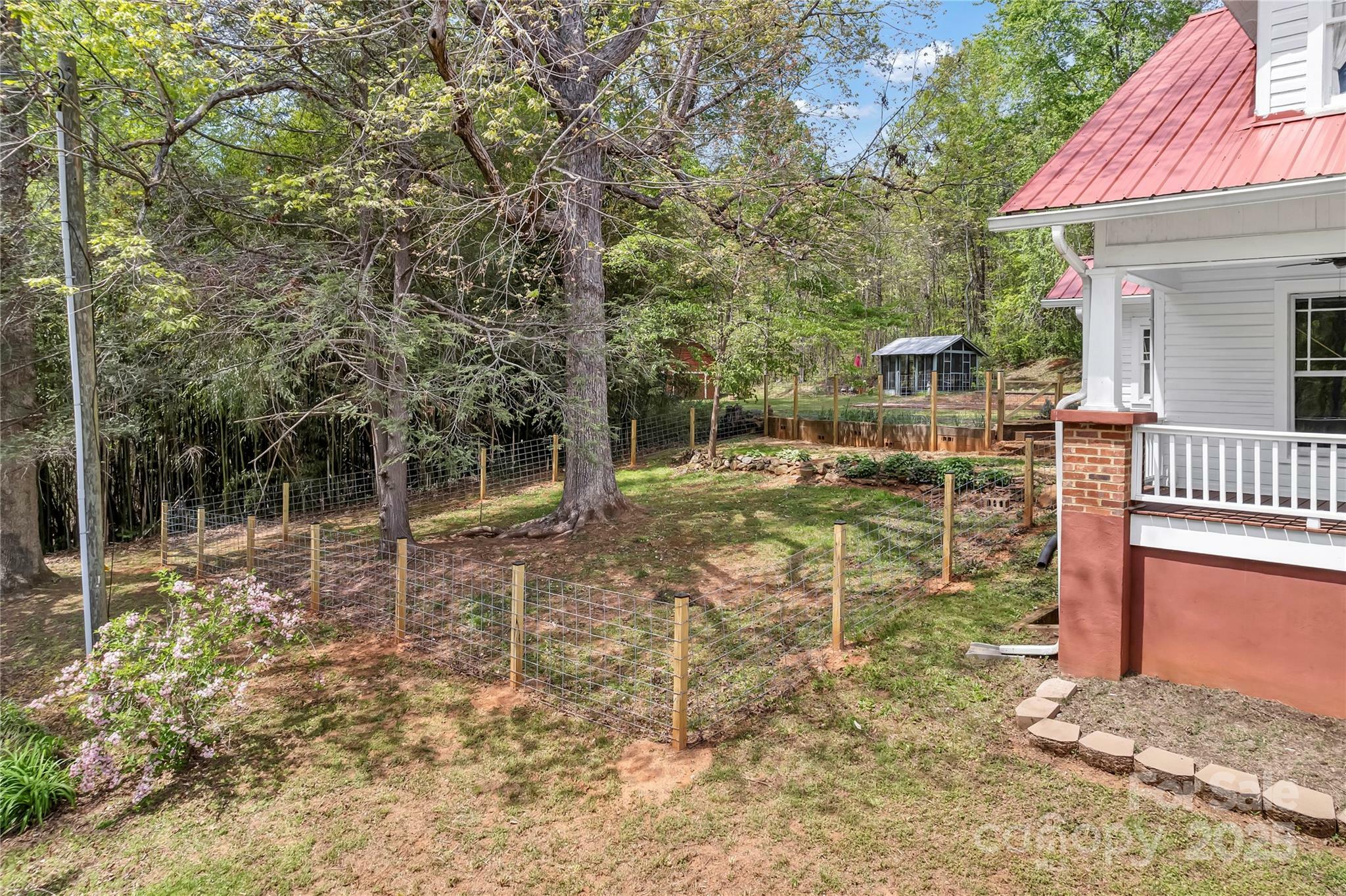 Property Photo: 516 Maple Creek Road NC 28139
