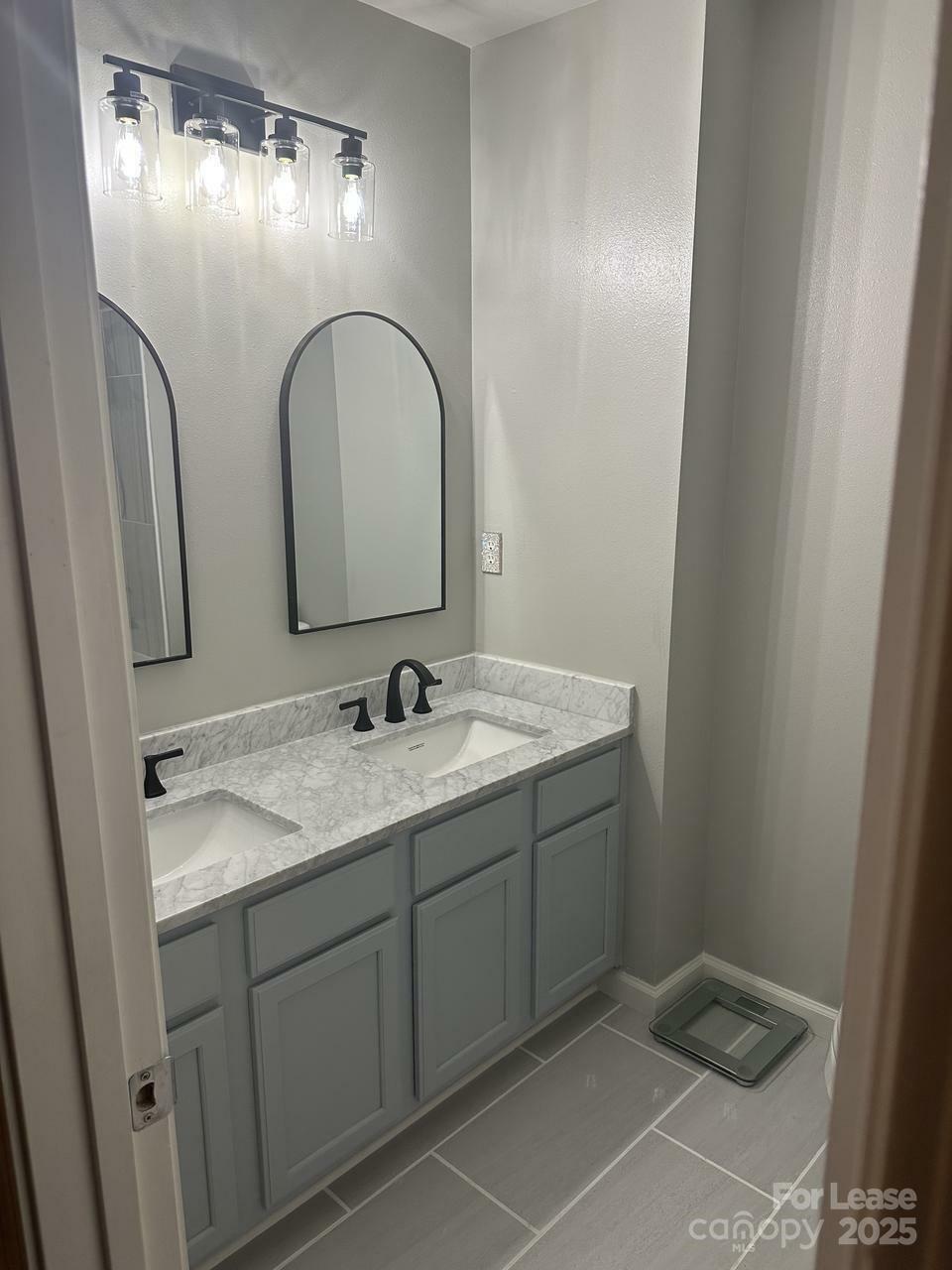 Property Photo: 8643 Westhope Street NC 28216