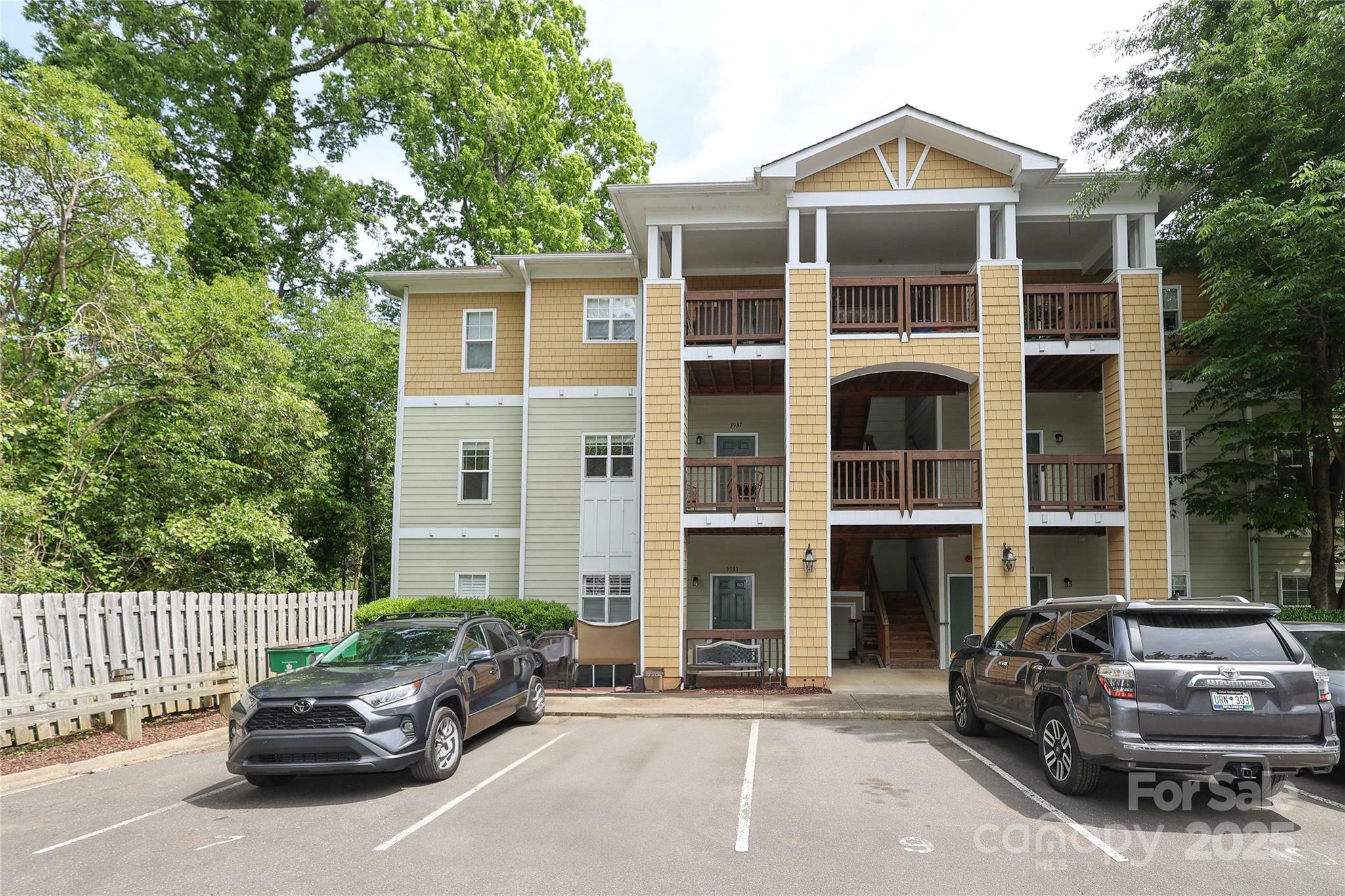 Property Photo: 3937 Arbor Lane H NC 28209