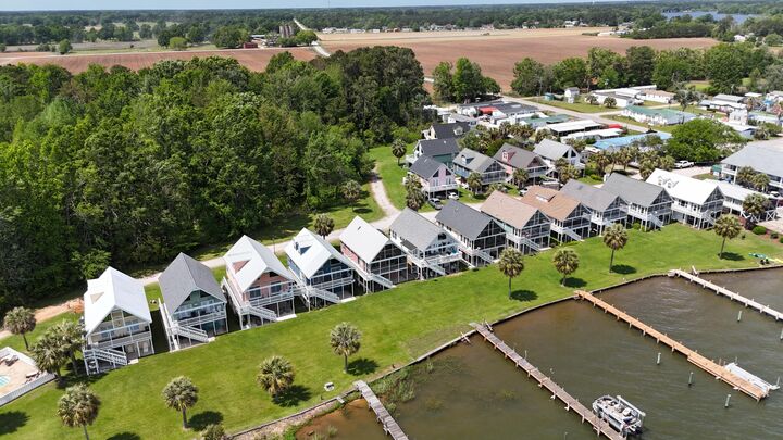 Property Photo: 1049 Island Court SC 29148